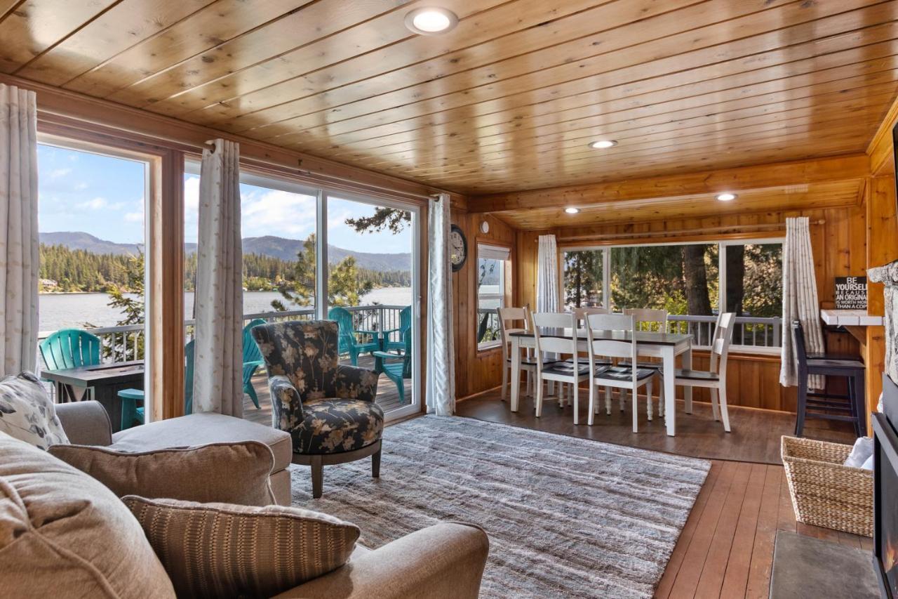 Lakeside Loungin' Hayden Luaran gambar