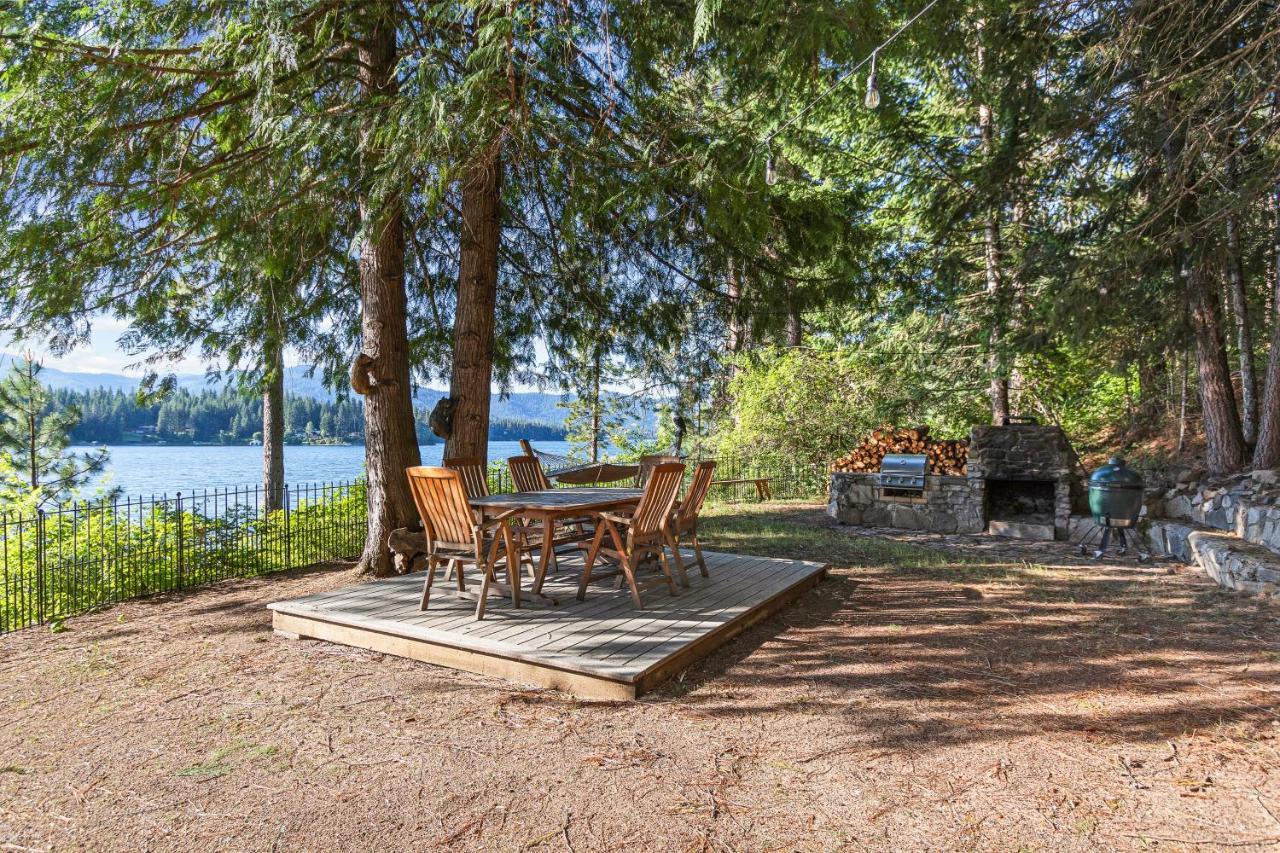 Lakeside Loungin' Hayden Luaran gambar