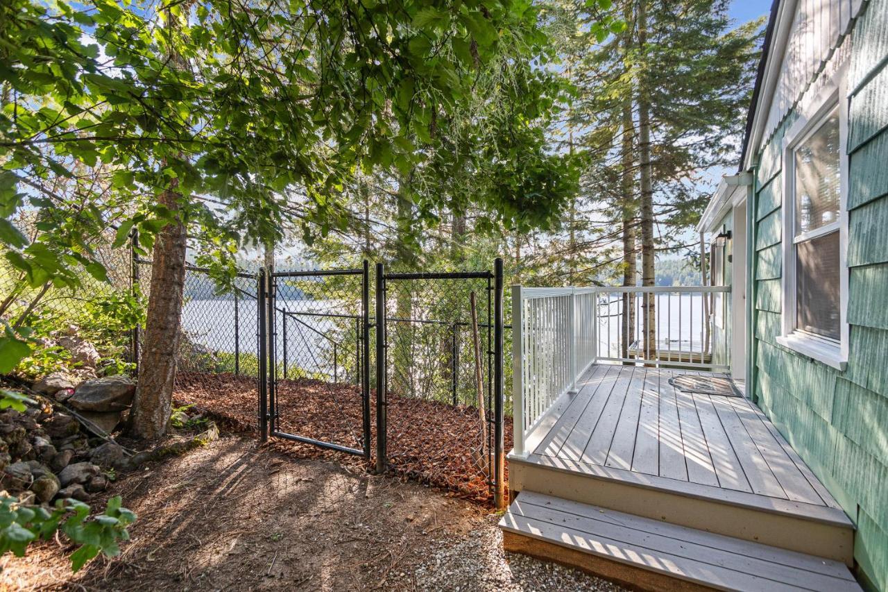 Lakeside Loungin' Hayden Luaran gambar